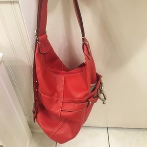 Nine West - Coverts from purse to backpack purse